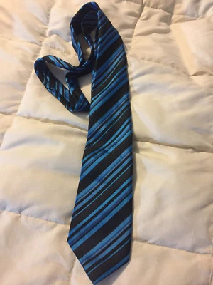 MENS GEORGE MARTIN BLUE BLACK STRIPED DESIGN DRESS TIE - Image 1 of 4