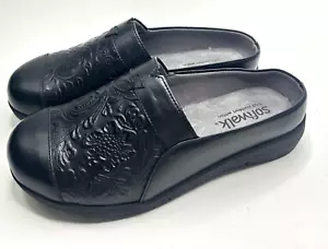 SOFT WALK San Marcos Tooling Women's Slip On Black sz 7.5 W US - Picture 1 of 9