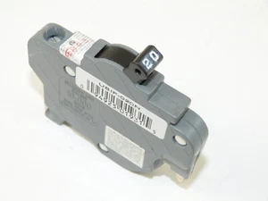 Interruptor de circuito NC020 bloqueo de puñalada UBIF020N 1p 20a 120/240v NUEVO 1 año de garantía - Imagen 1 de 2
