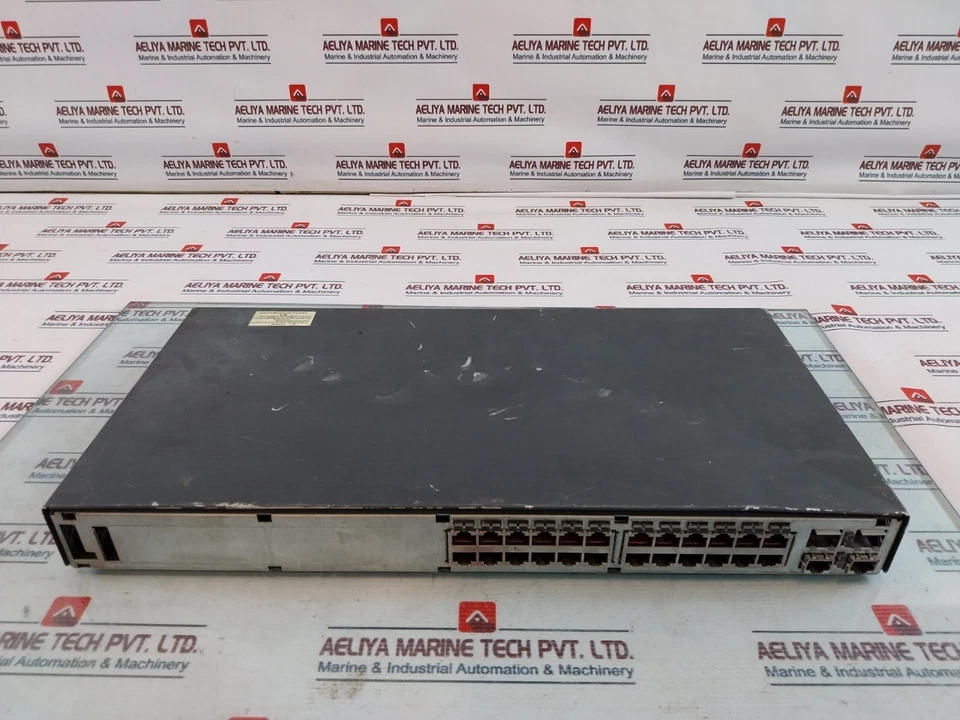 Cisco WS-C2960-24TT-L Catalyst 2960 24-Port Fast Ethernet Switch 100-240V - Image 1 of 4