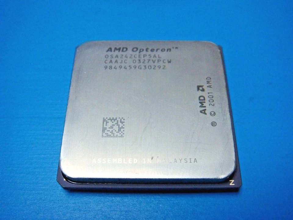 (1) AMD OSA242CEP5AL Opteron 242 1.6GHz 1600Mhz 1.5V 1MB L2 940 pin PGA CPU NEW - Image 1 of 4