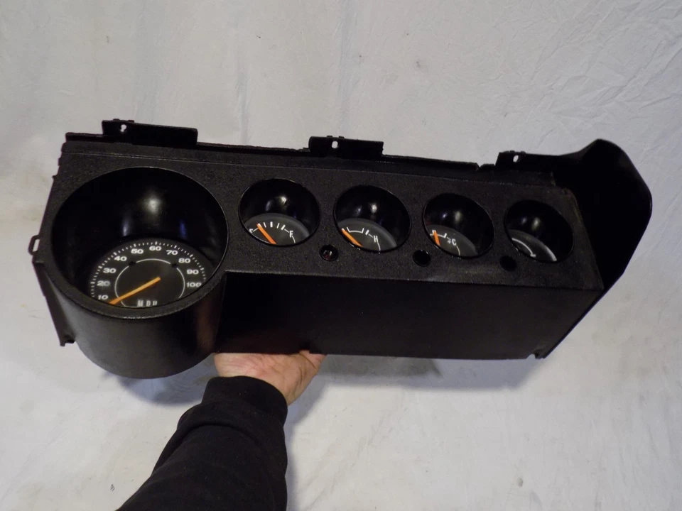 Cuadro de instrumentos PLYMOUTH CUDA 1970-74 Dodge Challenger R/T SE carrocería eléctrica Mopar Foto 1 de 4