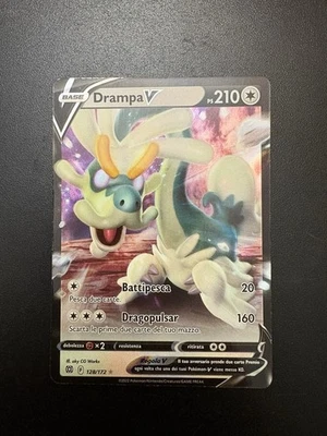 Carte Pokémon - Drampa V 128/172 Astri Lucenti Ita - Immagine 1 di 4