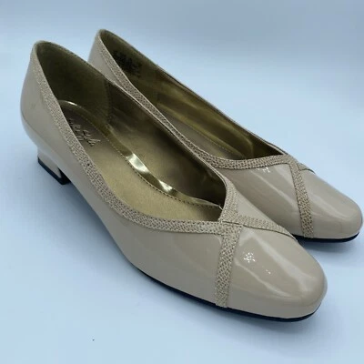 Zapatos de vestir estilo suave Hush Puppies beige tacones 9,5 M zapatos de salón NUEVO Foto 1 de 4