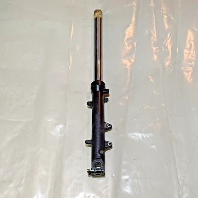 GENUÍNO HONDA CBR1000F SC24 1989 -92 GARFO ESQUERDO PERNA SUPORTE - Imagem 1 de 4