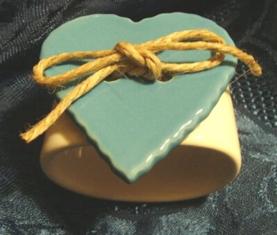 Porta lega tovagliolo ceramica FIOR DI TERRA, fatto a mano. Nuovo. - Immagine 1 di 4