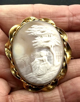 Antique Shell Cameo Rebecca at the Well Hand Carved Brooch - Image 1 of 3