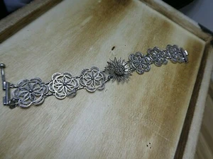 Vintage Filigree / Cannetille Silver Metal Bracelet - Picture 1 of 5