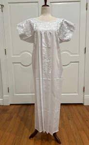 San Antonino Maxi Dress, Oaxaca Mexican dress. hand Embroidered. Silk Threads. - Picture 1 of 8