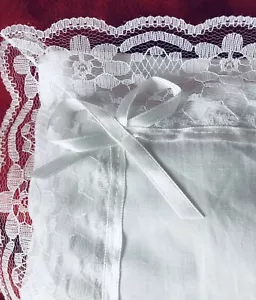 Seltenes SÜSSES Baby-Kissen 36x30 cm in weiss - Bild 1 von 2
