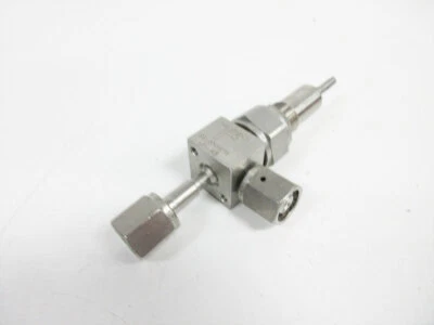 NUPRO SS-BN5696-P-AB MANUAL STAINLESS STEEL VALVE - Image 1 of 4