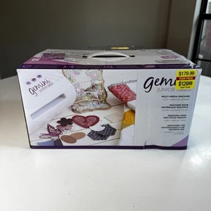 Crafter's Companion GEMINI JUNIOR Die Cutting & Embossing Machine With Extras!!! - Picture 1 of 15