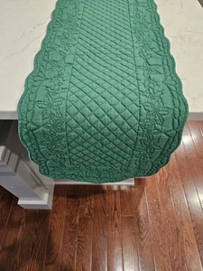 Green Poinsettia Pattern Quilted Cotton Table Runner 13" x 70" - EUC - Picture 1 of 4