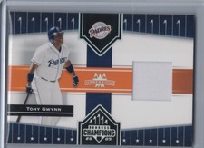 2005 Donruss Champions Impressions Material TONY GWYNN Game Pants #46   (B3984)