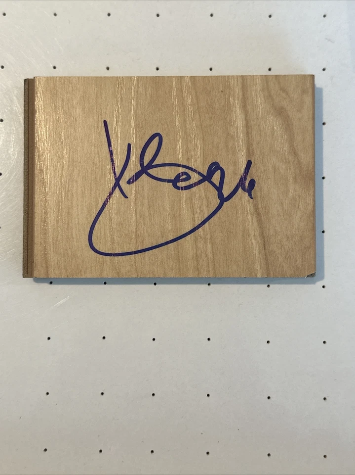 Tabla de piso firmada por Kyle Korver 76ers Bulls Hawks Cavs NBA ALL STAR ENVÍO GRATUITO Foto 1 de 1