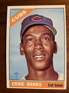 1966 Topps Ernie Banks Chicago Cubs #110 Baseball Card 