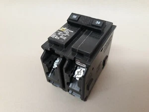 Interruttore Quadrato D Homeline 30 Amp 2 Poli HOM230 - Foto 1 di 7