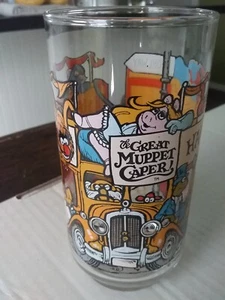 VINTAGE MCDONALD'S MUPPETS TRINKGLAS DER GROSSE MUPPET KAPERNTIER SCHWEINCHEN + - Bild 1 von 14