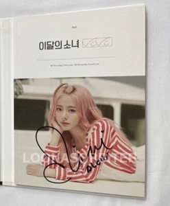 [USA BASED] LOONA VIVI SIGNED PROMO ALBUM PHOTOCARD MONTHLY GIRL LOOΠΔ RARE - Picture 1 of 5