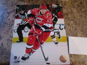 JEFF SKINNER SIGNED 8X10 GLOSSY PHOTO CAROLINA HURRICANES (B) - Picture 1 of 2