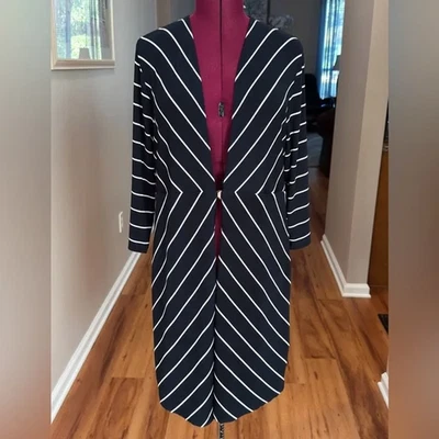 Cárdigan plumero manga 3/4 Chico's Travelers nuevo con etiquetas tinta azul marino/blanco, talla XL (3) Foto 1 de 4