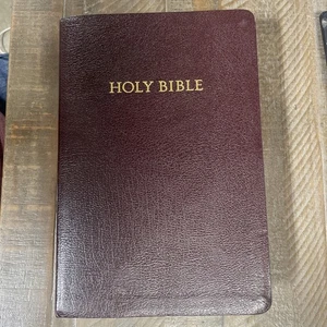 Holy Bible KJV Giant Print Red Letter Concordance Nelson 884CBG Leather THUMB IN - Picture 1 of 8