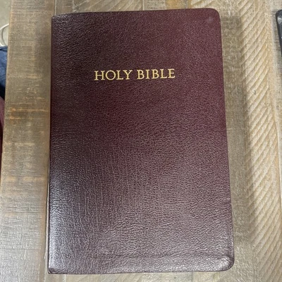 Holy Bible KJV Giant Print Red Letter Concordance Nelson 884CBG Leather THUMB IN Foto 1 de 4