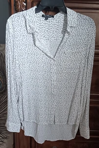 Velvet Heart top size L high low button stars print white NEW - Picture 1 of 3