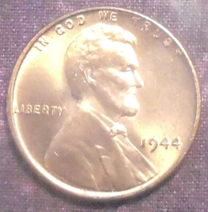 1944 Wheat Cent BU Near FuLL RED BRILLIANT UNCIRCULATED Philadelphia WWll Penny! - Picture 1 of 3