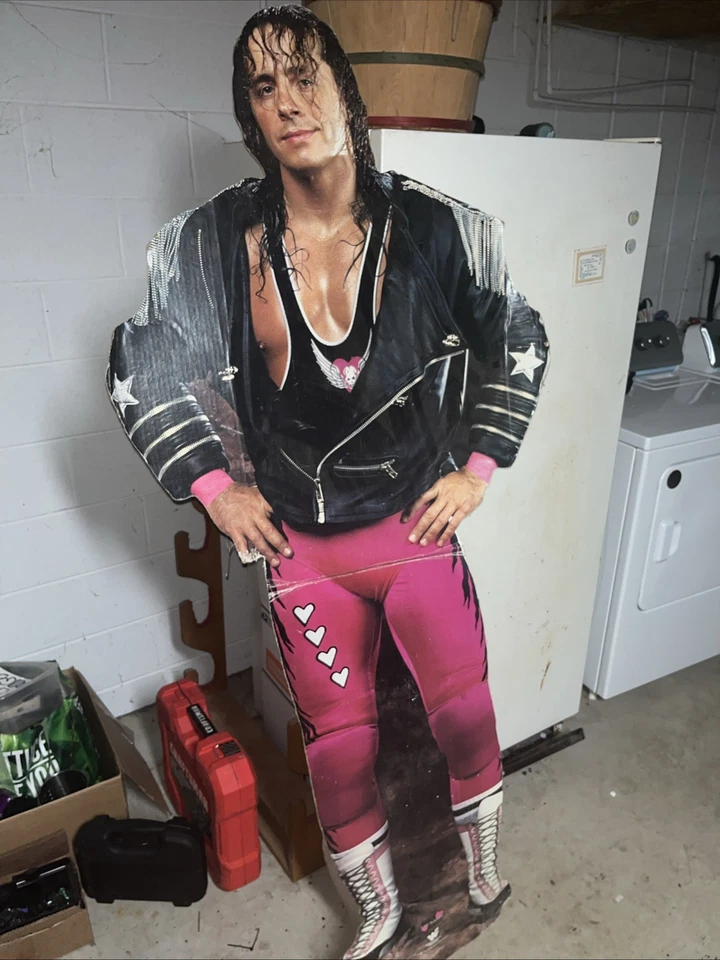 Póster Standee Bret Hart WWE WWF Hitman RECORTE DE CARTÓN de colección 1995 EE. UU. Foto 1 de 4