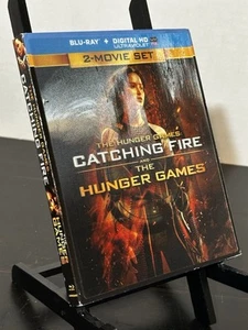 The Hunger Games + Catching Fire (Double Feature Blu-ray) - Foto 1 di 5