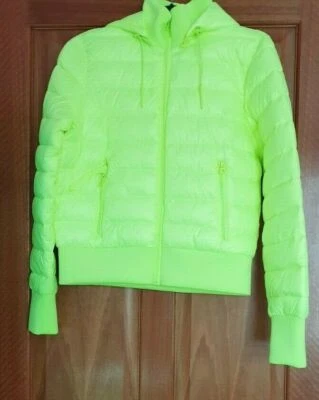  ZARA  WATER-REPELLENT JACKET FLUORESCENT LIME BNWT XL - Image 1 of 4