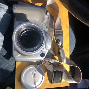 CANON PowerShot S2 IS 5MP Digital Camera 99 Cents Abandoned Storage - Picture 1 of 5