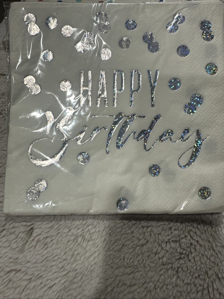 Servilleta Happy Birthday 16Ct Lámina de Plata Lunares Cuadrada 2 Capas 12.75x12.75 Nueva Foto 1 de 2
