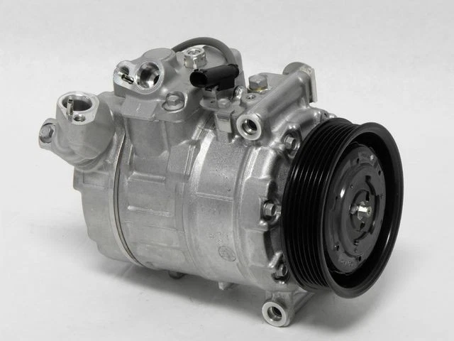 Compresor de aire acondicionado UAC 68NV83D para BMW 528i xDrive 2009-2010 Foto 1 de 1