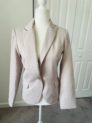 New Cynthia Rowley Snake Print Textured Cream Blazer Size S - Image 1 of 4
