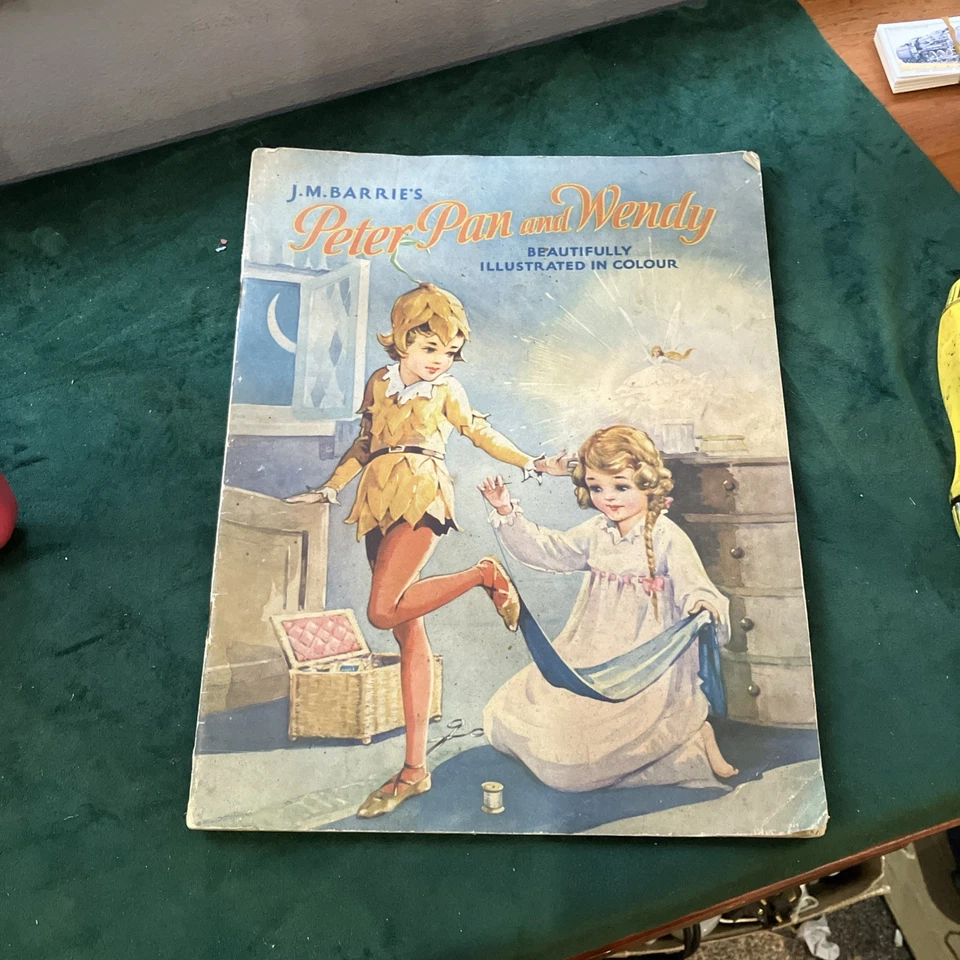 J M Barrie's Peter Pan And Wendy Beautifully Illustrated In Colour 1930's/40's - Image 1 of 4