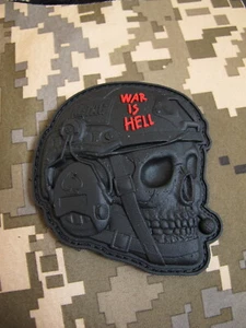 PVC 3D  SKULL  TACTICAL MORALE PATCH MILITARY ARMY - Picture 1 of 4