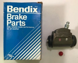 Drum Brake Wheel Cylinder Rear Right Bendix 33828 Fits 81-90 EXP Escort LN7 Lynx - Picture 1 of 8