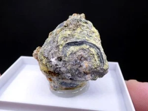 FDMINERALS: OXYPLUMBOROMEITE - Corta Carlés Norte - Asturias - Spain - er 1139 - Picture 1 of 17