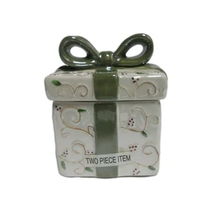 Yankee Candle Holly Berry Christmas Gift Tea Light Holder Bow Candle Included 3" - Picture 1 of 9