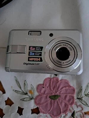 Camera Samsung DIGIMAX 160 - Image 1 of 4