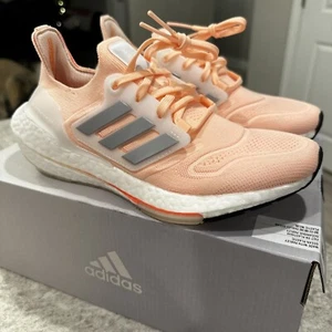 Talla 6.5 Mujer - Adidas Ultraboost 22 Rosa/Gris/Blanco | Zapatos para Correr - Imagen 1 de 13