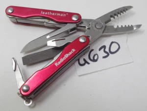 Leatherman Squirt E4 Radioshack Red Multi-Tool Collectible Excellent USA Retired - Picture 1 of 6