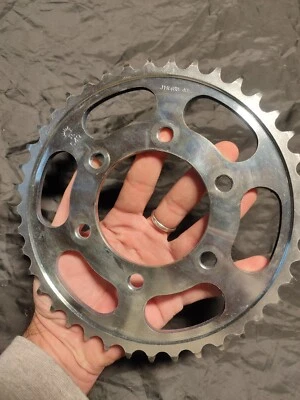 Corona a 40 denti in Acciaio JT Sproket JTR488.40 Passo 530 per Kawasaki. - Immagine 1 di 4