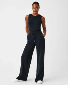 Sleeveless Jumpsuit,4-way stretch for easy movement - Picture 1 of 23