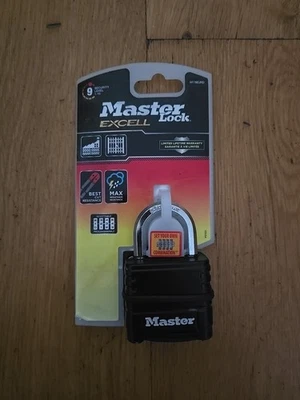 Master Lock Excell M178EURD 56mm Combination Security Padlock Resettable Outdoor - Image 1 of 2