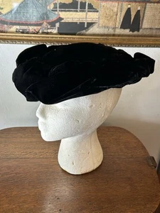 Vintage Woman’s 50's Donnybrook New York Hat Black Velvet Layered Pin On Beret - Picture 1 of 10