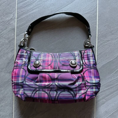 Bolso de hombro Coach Poppy tartán a cuadros púrpura rosa negro Foto 1 de 4