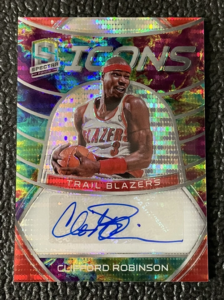 🔥 CLIFFORD ROBINSON 2019 SPECTRA ICONS CELESTIAL AUTOGRAPH #d /75!🔥BLAZERS! - Image 1 of 2